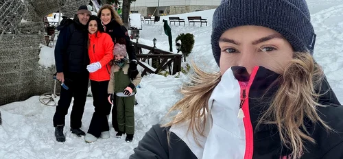 banner roxana ciuhulescu png