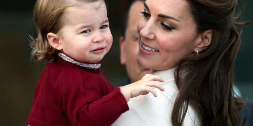 printesa charlotte si ducesa de cambridge foto guliver/getty images