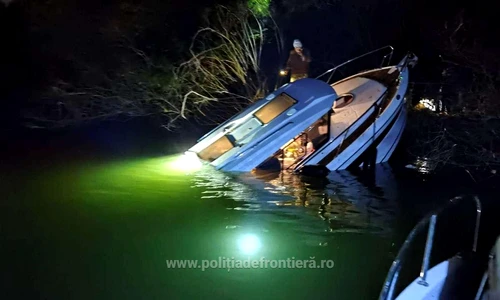 Cei trei turiști au fost salvați FOTO: Poliția de Frontieră