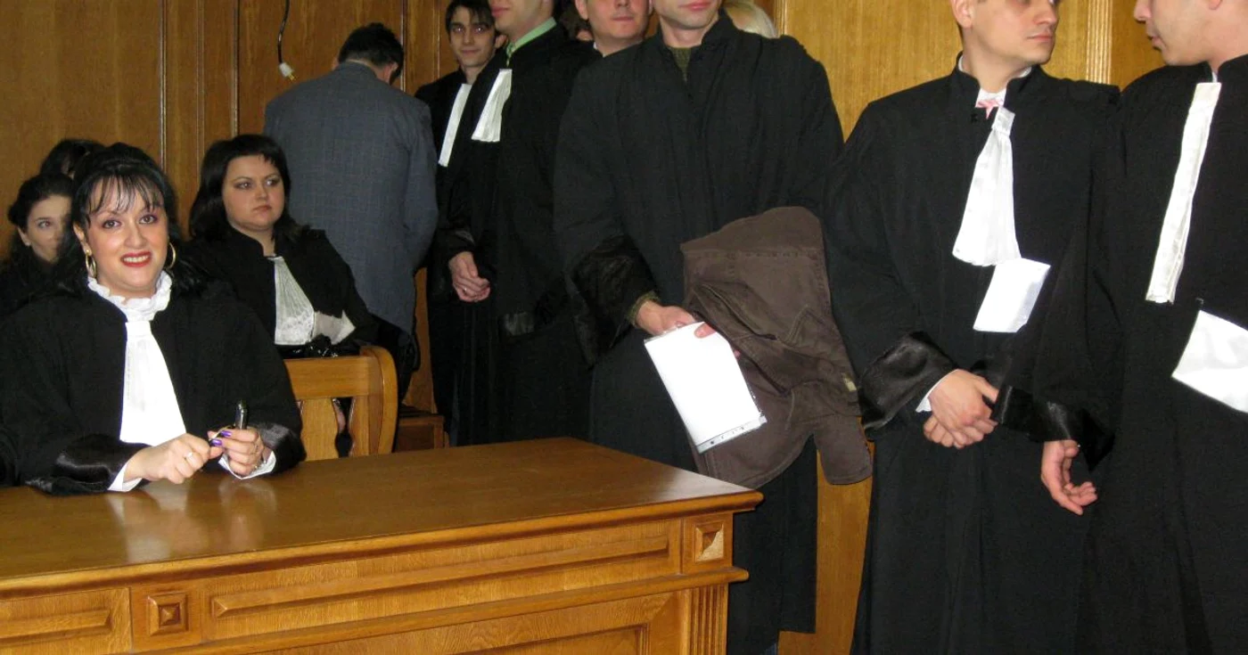 Avocaţii au fost vizibil emoţionaţi la depunerea jurământului