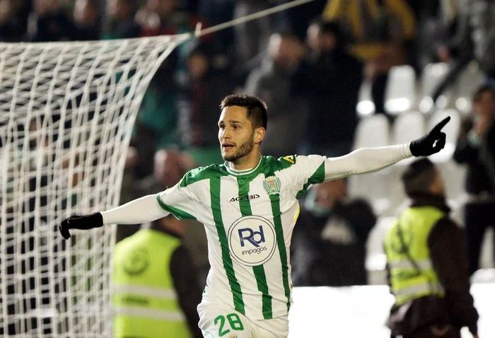 
    Florin Andone  