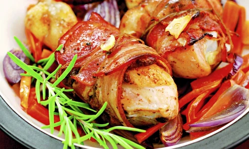 ciocanele de pui in bacon jpeg