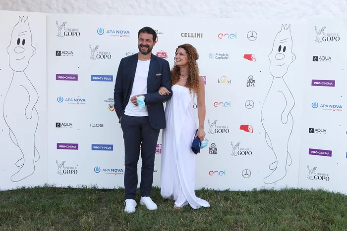 
    Camelia Potec alături de soțul său Foto: Click!  