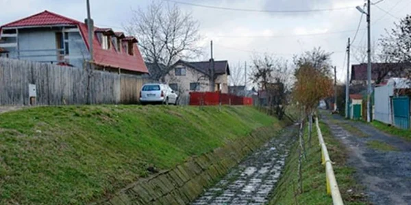 santul cetatii targoviste