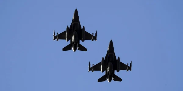Avioane multirol F-16 Falcon FOTO EPA-EFE