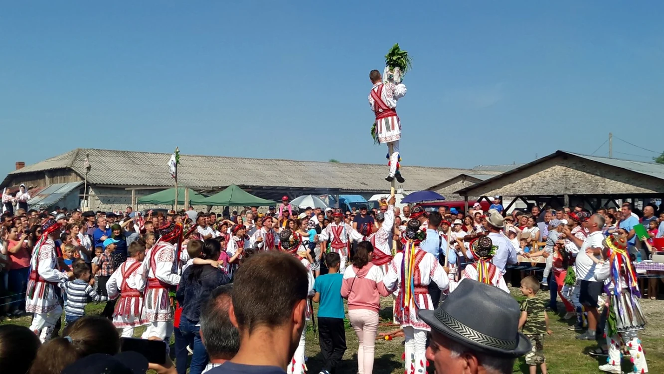 Festivalul Călușului Oltenesc începe duminică, 23 iunie, la Dobroteasa FOTO: arhiva/A.M.