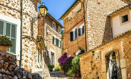 sat spania adobestock jpg