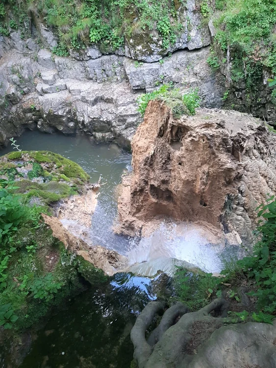 Cascada Bigar 3 jpg jpeg