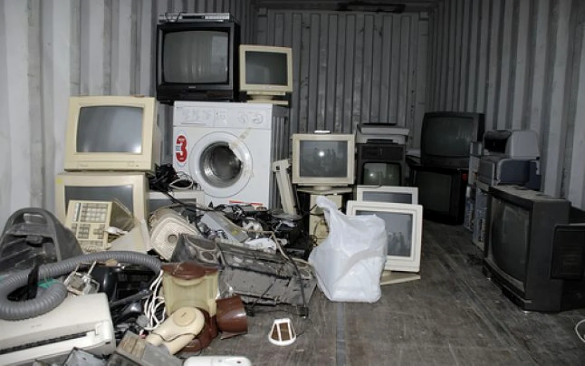 În municipiu vor fi şase puncte de colectare selectivă a deşeurilor. FOTOArhivă.