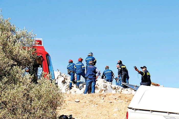 Răniţii, trataţi în plină stradă de salvatori