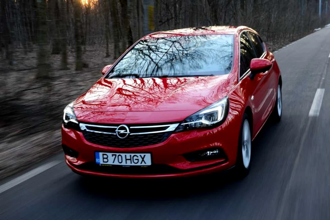 Opel Astra 1.4 Turbo hatchback