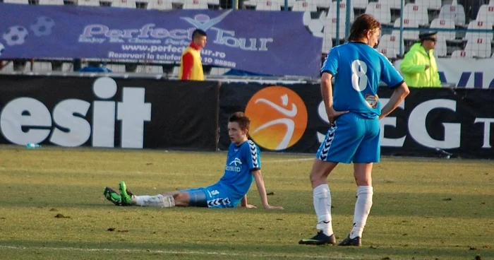 Puştii de la Oţelul au fost la pământ în prima repriză cu Dinamo. Foto Liviu Ghinea