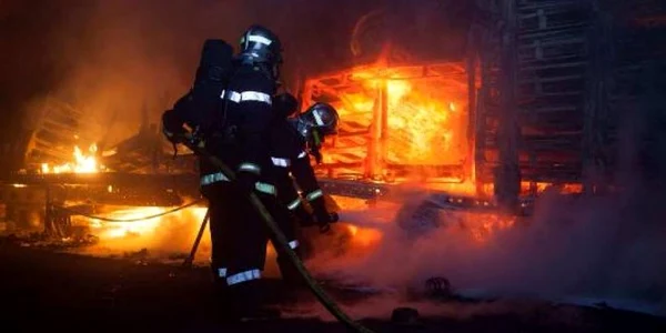 incendiu paris 