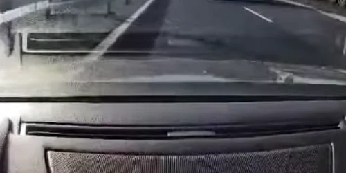 un sofer a intors pe autostrada A1 foto captura video png