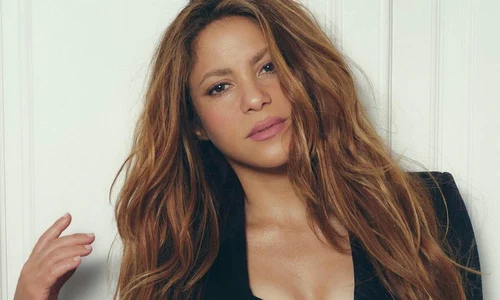1 shakira jpg jpeg