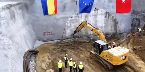 tunel autostrada sibiu pitesti jpg