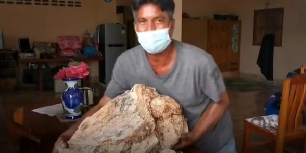 Un pescar din Thailanda a scăpat de sărăcie după ce a făcut o descoperire de un milion de lire sterline Captură VIDEO 