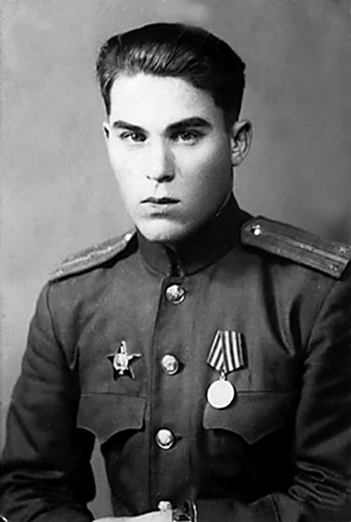 Alexander Davydov, tatăl lui Yuri
