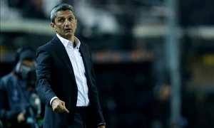 Razvan Lucescu (EPA) jpg