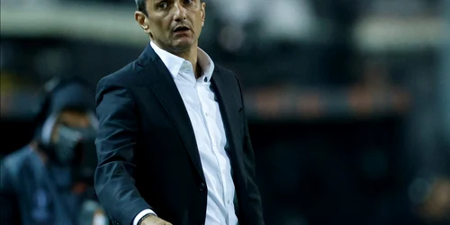 Razvan Lucescu (EPA) jpg
