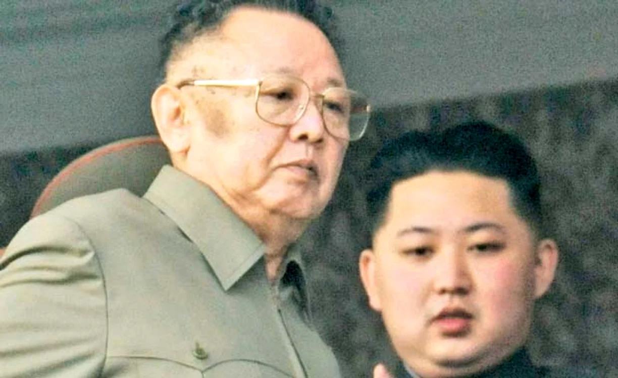 Kim Jong-il şi fiul său Kim Jong-un