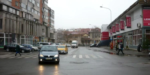 Cadavrul bărbatului a fost găsit în Piaţa Nouă