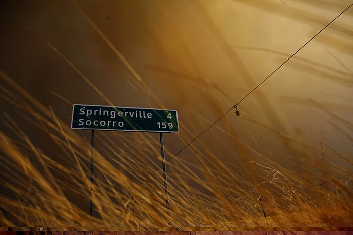 Incendiul din Arizona continuă să ardă Sursa: The Guardian