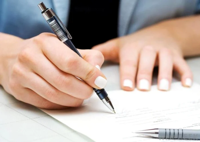 Declarația pe proprie răspundere. Cum arată, cum se completează și cum se scrie de mână