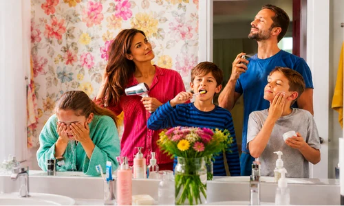 Rutina zilnică de îngrijire personală pentru întreaga familie Foto DMS pentru Adevărul jpg