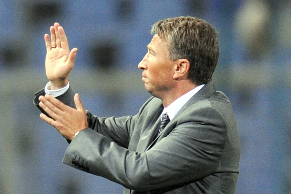 Dan Petrescu ar putea reveni în ţară în decembrie