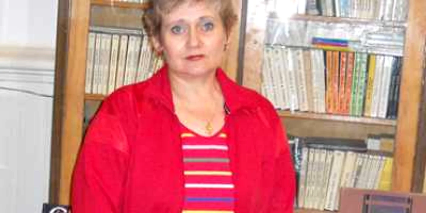 Neamţ: Portret/Cornelia Jora: A renunţat la modă în favoarea cărţilor