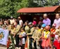 Cercetaşii prezenţi la ceremonialul de înhumare a soldaţilor necunoscuţi căzuţi în Primul Război Mondial în luptele de pe Valea Oltului Foto Prefectura Vâlcea