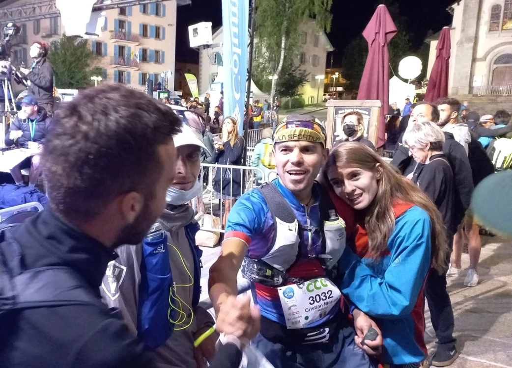 Cristian Moşoiu (centru). FOTO: Andra Panduru & UTMB