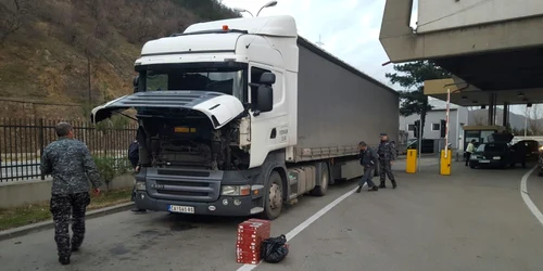 tigari de contrabanda FOTO STPF Mehedinti 