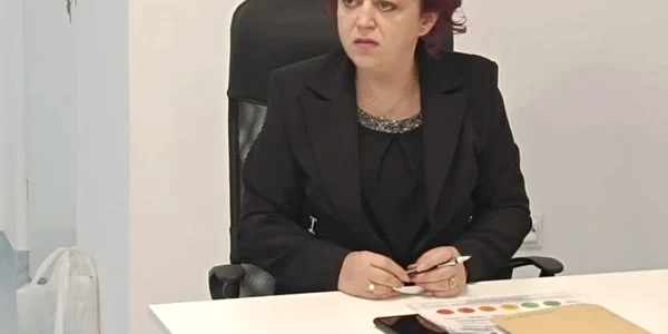 monica adascalitei png