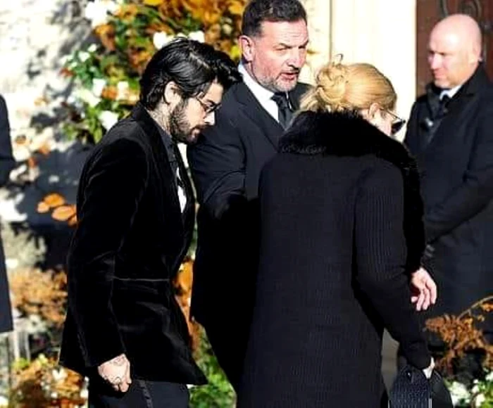 Zayn, alături de părinţii lui Liam Payne. Foto Facebook/One Direction