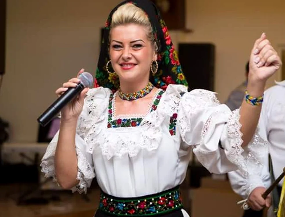 
    Anamaria Pop era o solistă de muzică populară foarte apreciată în zona Maramureșului  
