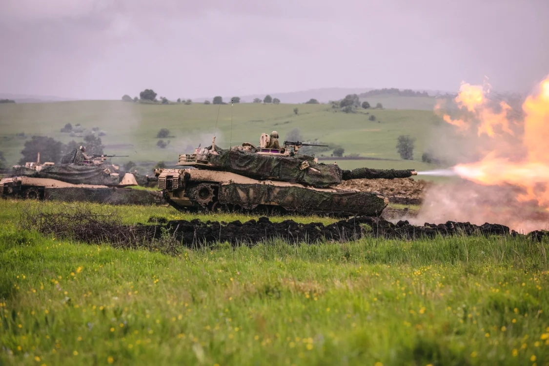Tancurile aliate au realizat pe 1 iunie trageri cu muniţie reală în cadrul Steadfast Defender 2021 la Cincu FOTO US Army/Spc. Jabari Clyburn