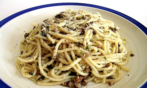 1 paste cu ciuperci si usturoi png png