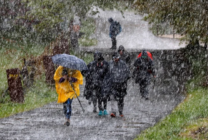 Ploaie torenţială FOTO Arhiva Adevărul