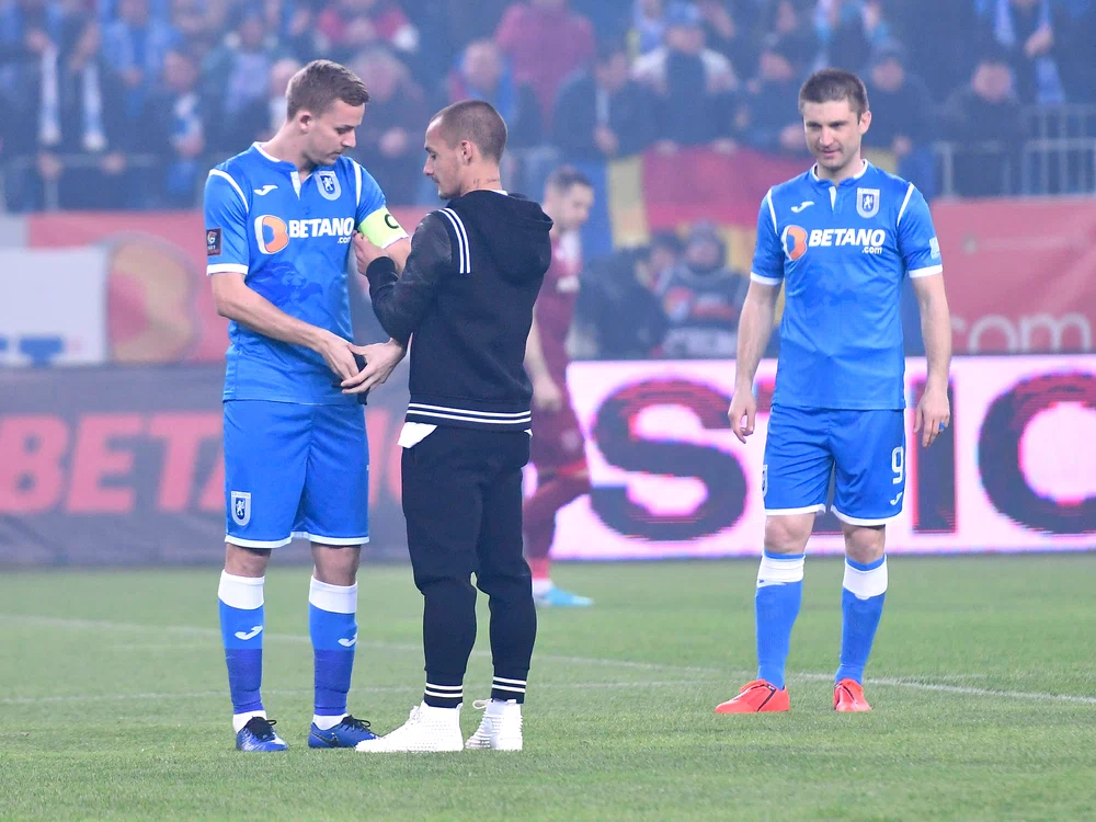 
    Alex Mitriţă i-a predat banderola lui Bancu  