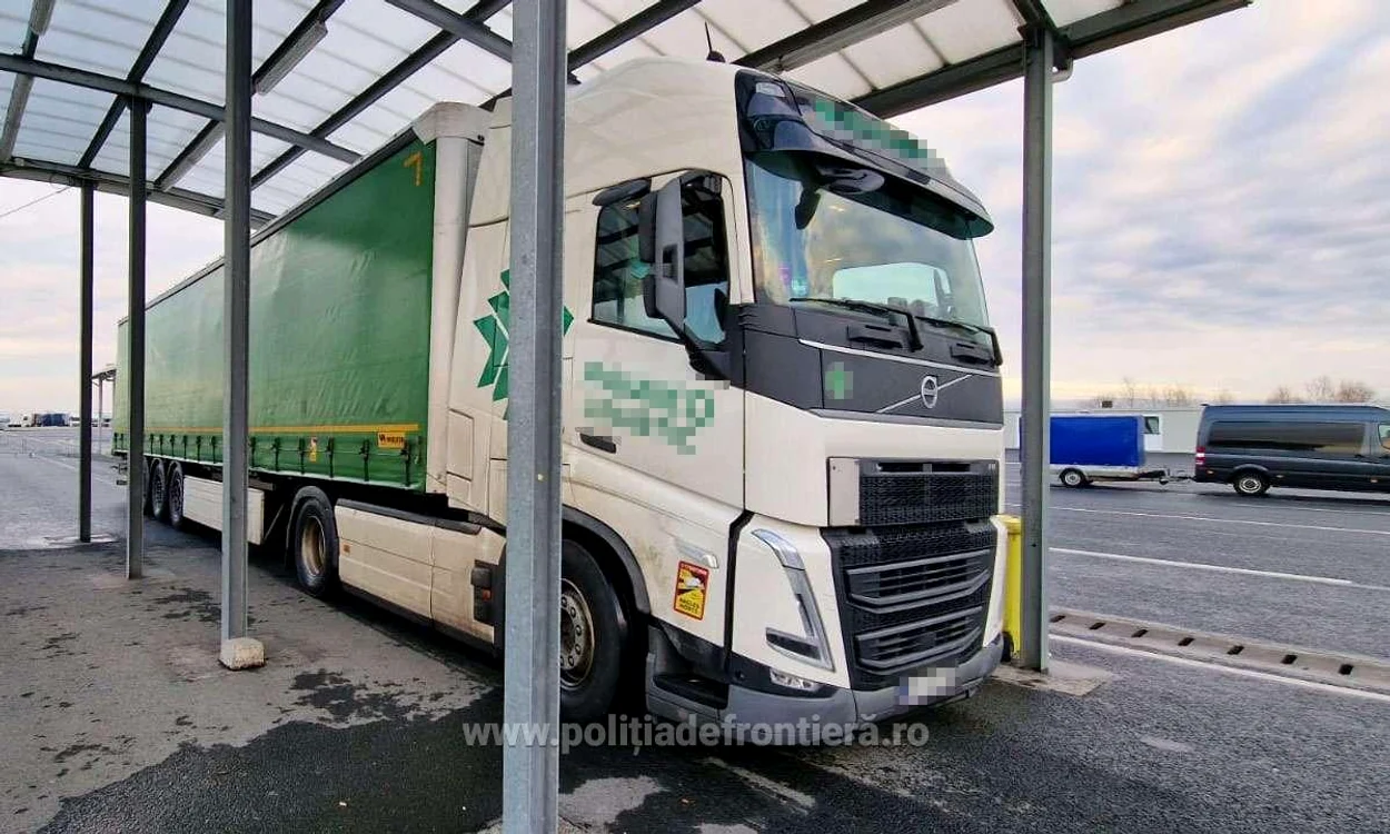  TIR-ul a fost indisponibilizat Foto: Poliția de Frontieră