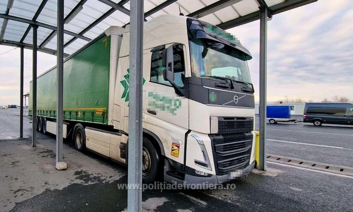  TIR-ul a fost indisponibilizat Foto: Poliția de Frontieră