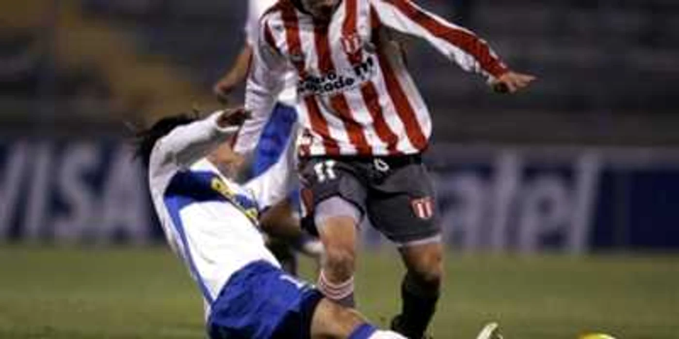 VIDEO Atac cu un cuţit la Copa Sudamericana