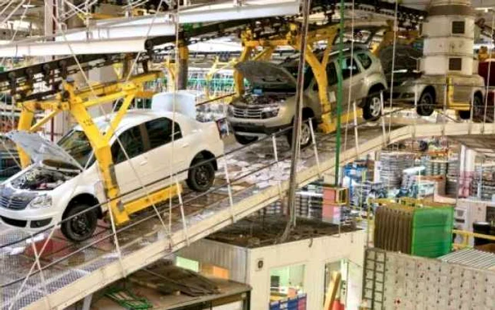 Recesiunea cu care se confruntă Rusia pune într-o situaţie dificilă alianţa Renault - Nissan, care controlează cel mai mare producător auto rus, AvtoVAZ