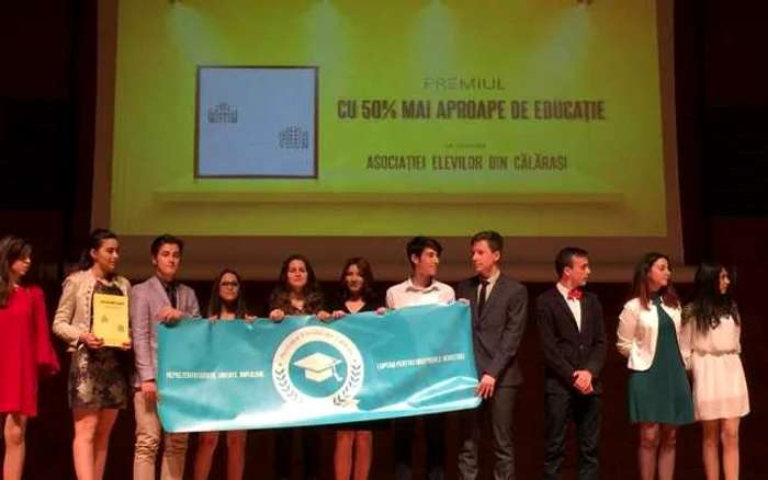 Asociaţia Elevilor din Călăraşi, la Gala premiilor Participăruu Publice FOTO Facebook/Asociaţia Elevilor din Călăraşi