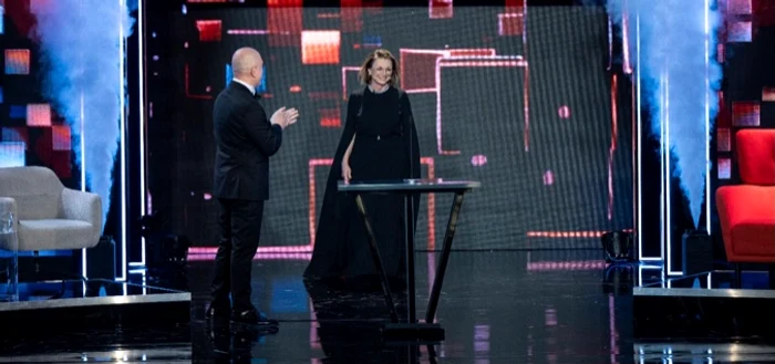 Carmen Tănase, luată la roast foto: Pro TV