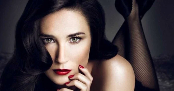 Demi Moore, în reclama la produsele Helena Rubinstein