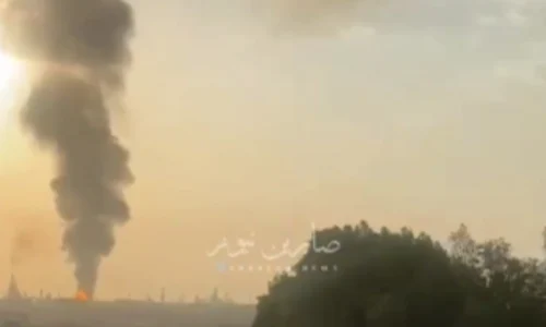 incendiu la rafinaria bapco din bahrain foto x @defendthefield png