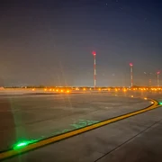 pista aeroportul otopeni  foto cnab jpg